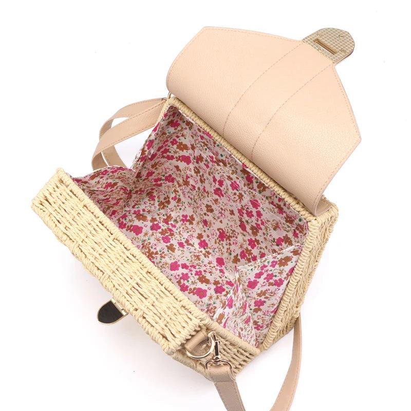 New 2023 Bohemian Straw Bags for Women Beach Handbags Summer Vintage Rattan Bag Handmade Kintted Crossbody Bag