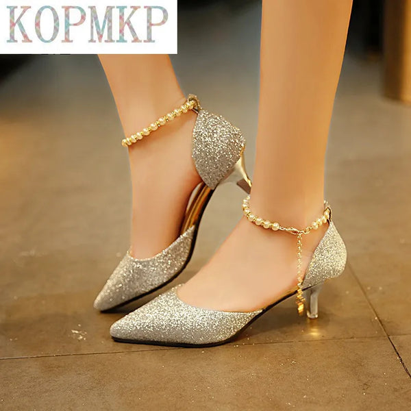 Scarpe con tacco alto con perle sexy a punta Scarpe moda femminile vuote con sandali Paillette delle scarpe sottili e traspiranti Décolleté da donna