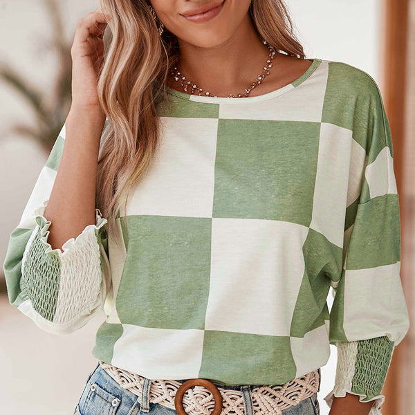 T-shirt con polsini smock con volant a quadretti verde erba